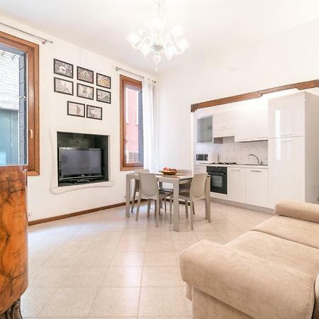 Casa Delle Botteghe Apartment Венеция Екстериор снимка
