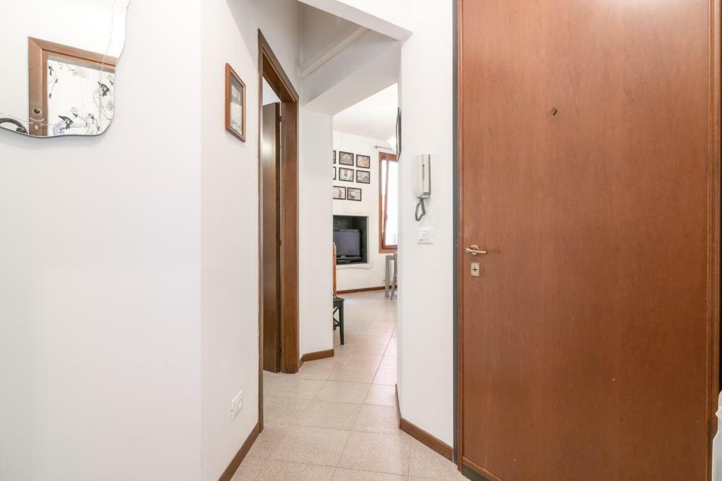 Casa Delle Botteghe Apartment Венеция Екстериор снимка