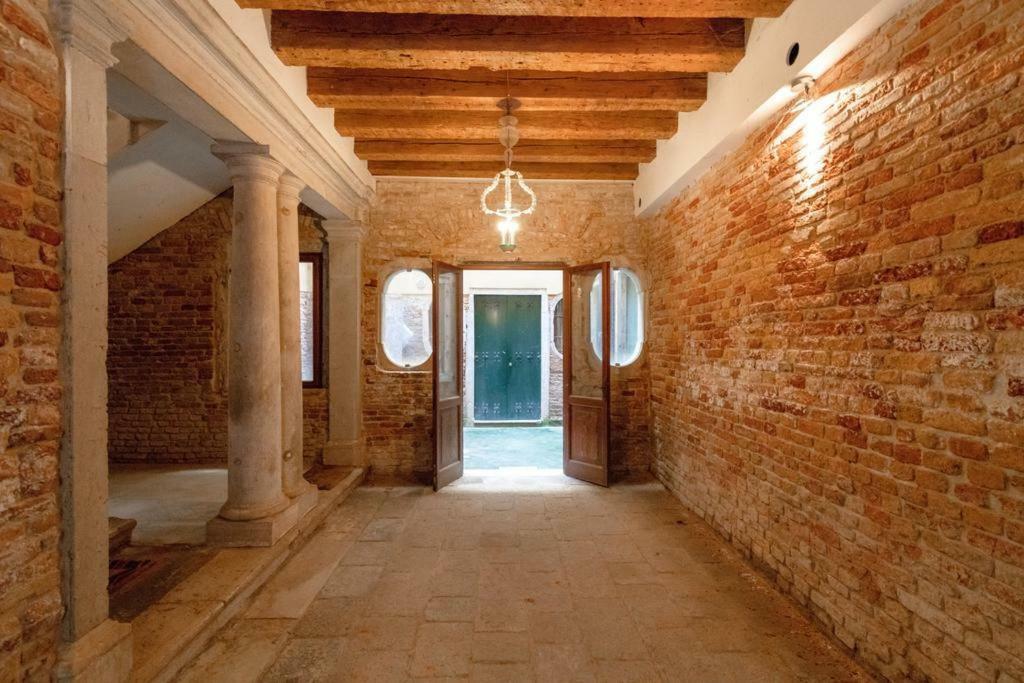 Casa Delle Botteghe Apartment Венеция Екстериор снимка